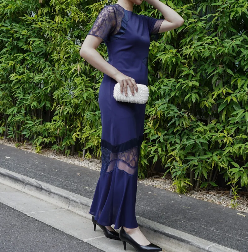 Ameri（アメリ）の「MEDI ASYMMETRY LACE CUT DRESS（ドレス