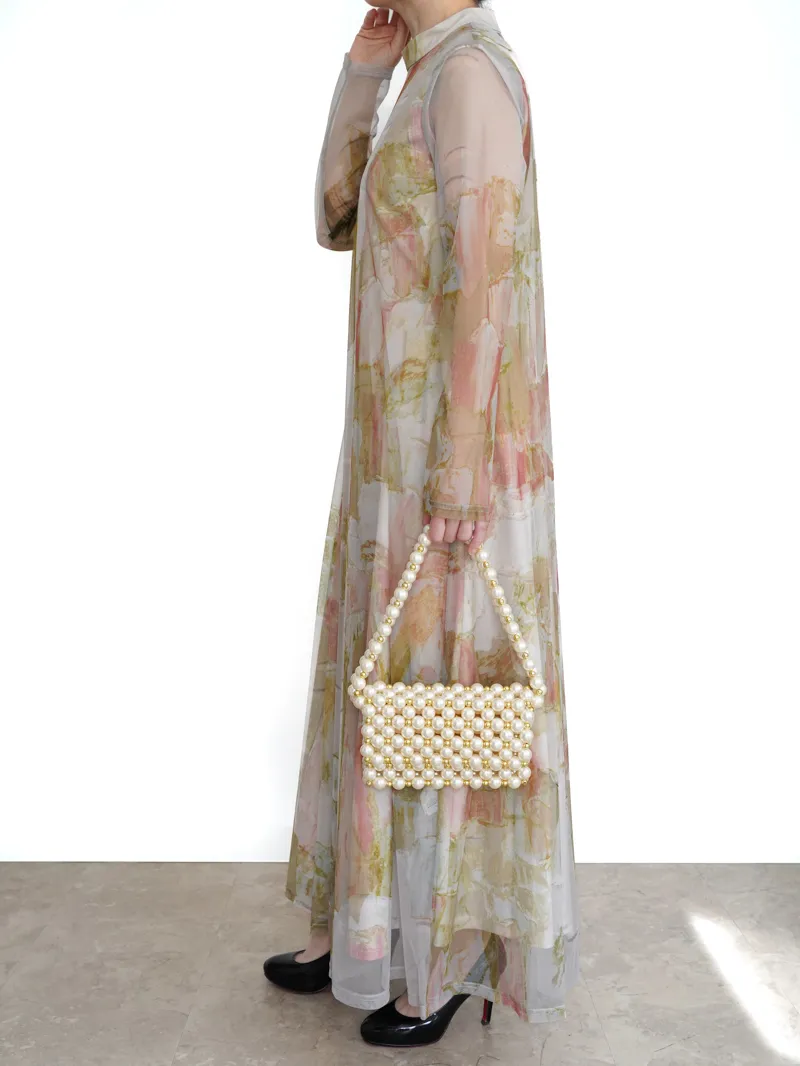 Ameri VINTAGE（アメリ ヴィンテージ）UND GYPSUM ART DRESS 26SS（ライトベージュ/S）モデル全身側面