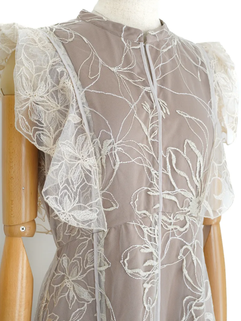 Ameri VINTAGE（アメリ ヴィンテージ）GLITTER LACE DRAPE FRILL DRESS（ベージュ/M）トルソーバストアップ